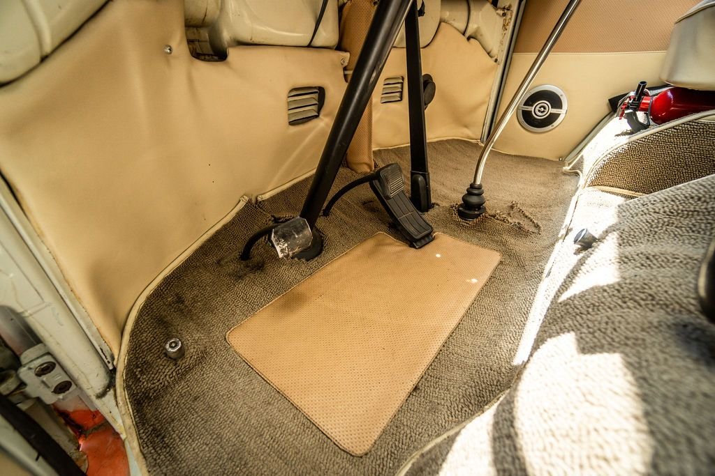 1968 Volkswagen Westfalia Camper