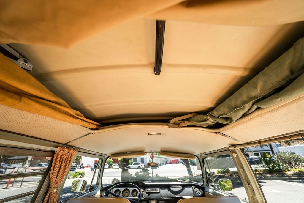 1968 Volkswagen Westfalia Camper