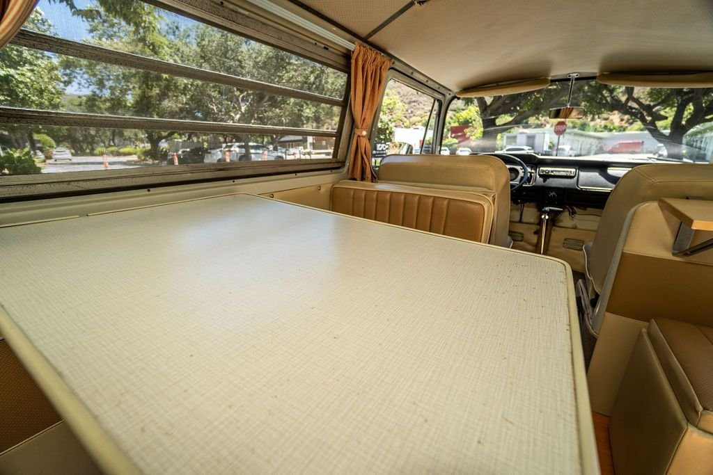 1968 Volkswagen Westfalia Camper