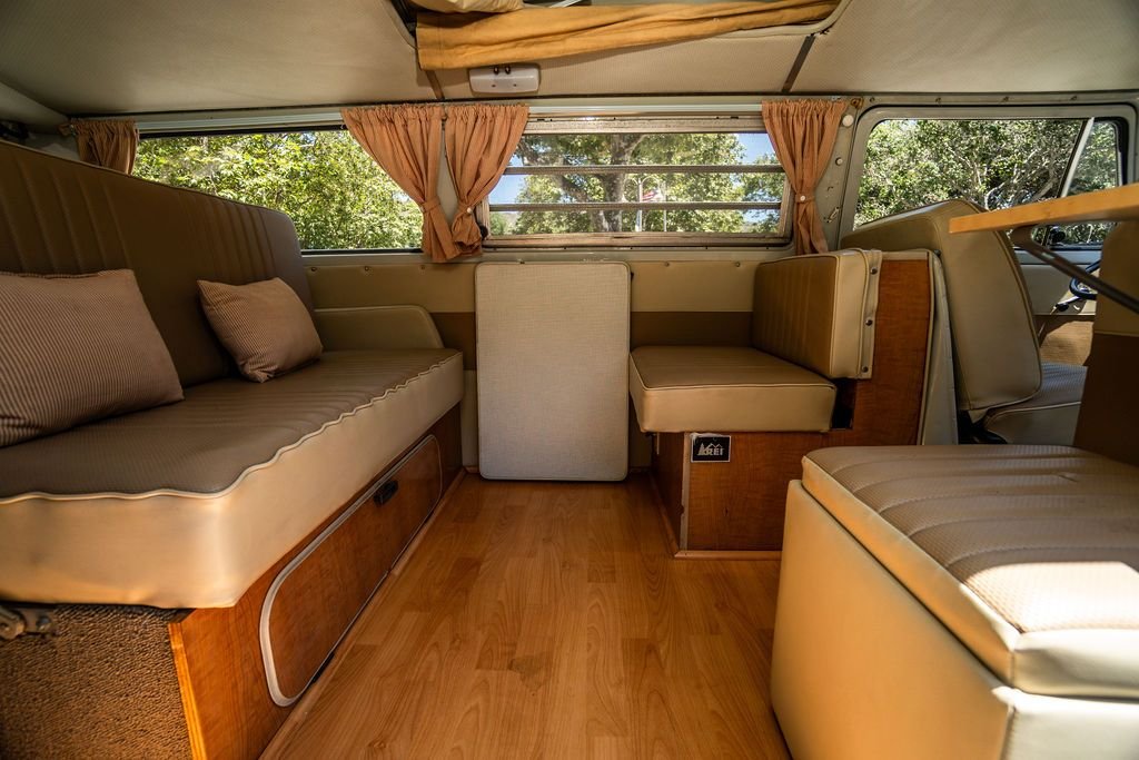 1968 Volkswagen Westfalia Camper