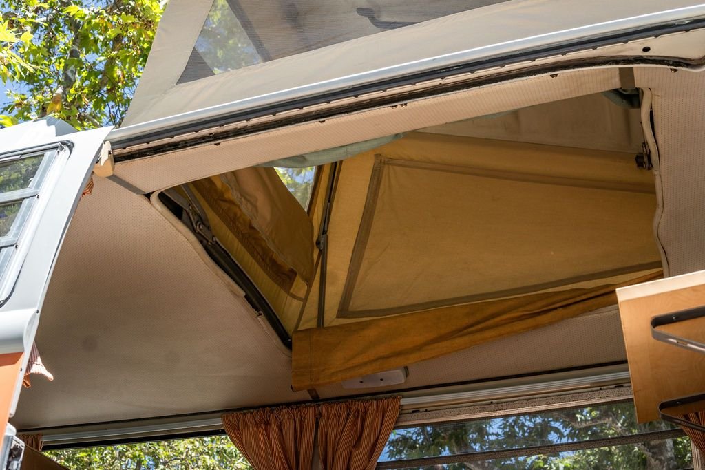 1968 Volkswagen Westfalia Camper