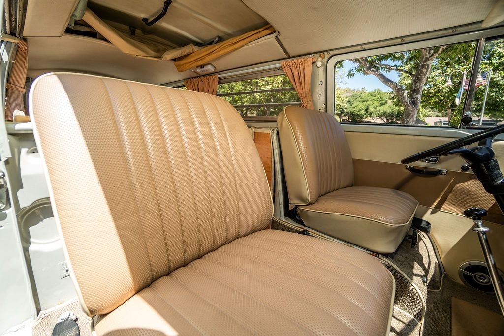 1968 Volkswagen Westfalia Camper