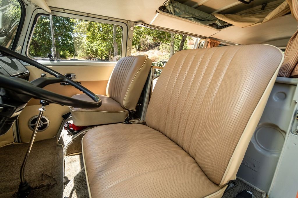 1968 Volkswagen Westfalia Camper