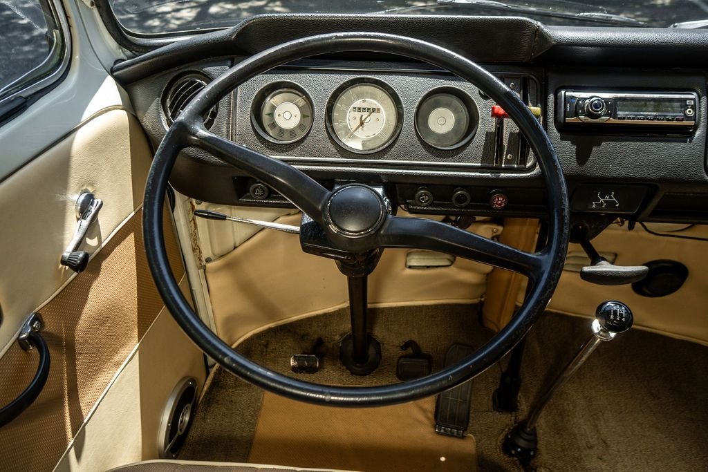 1968 Volkswagen Westfalia Camper