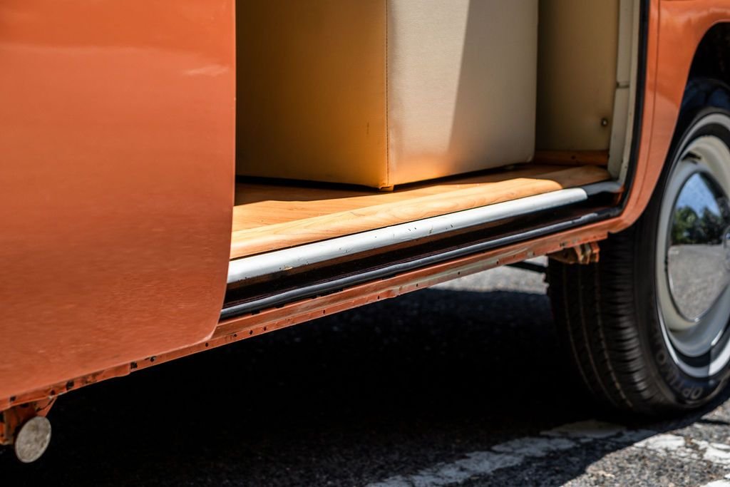 1968 Volkswagen Westfalia Camper