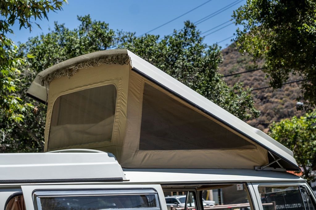 1968 Volkswagen Westfalia Camper