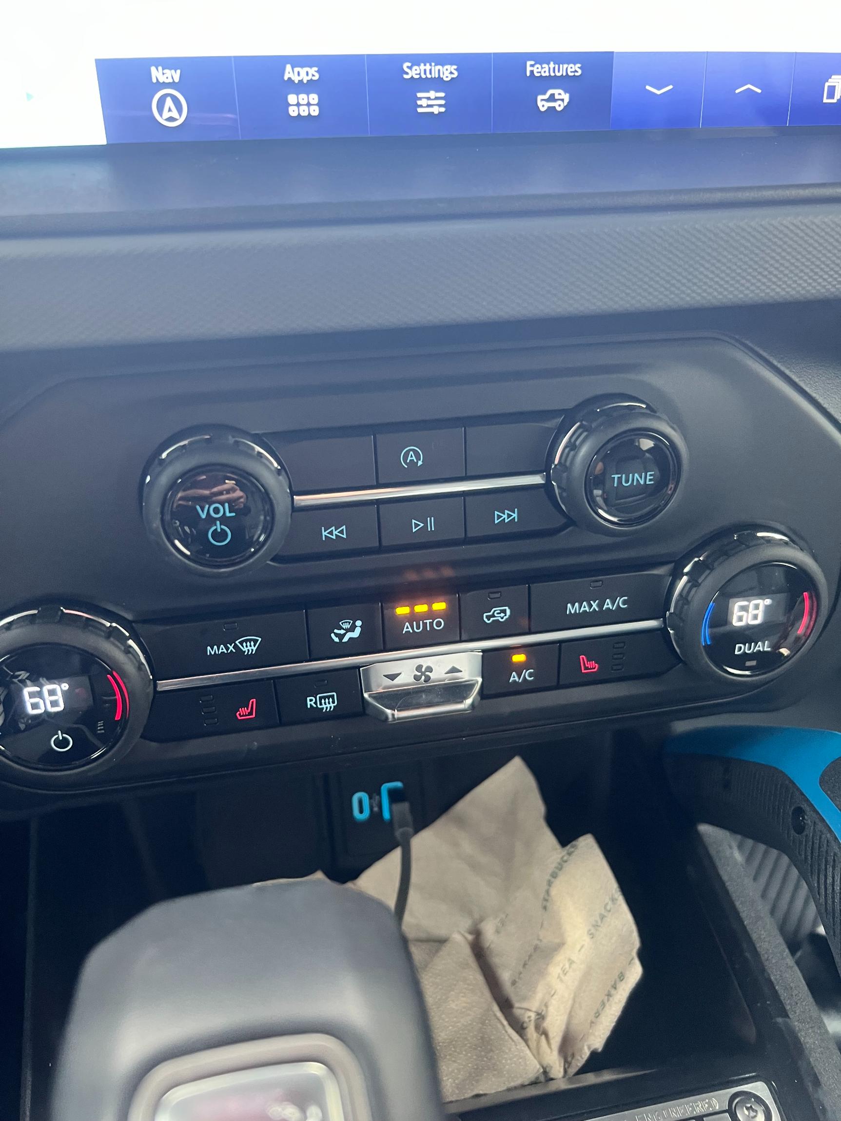 1k-Mile 2024 Ford Bronco Black Diamond