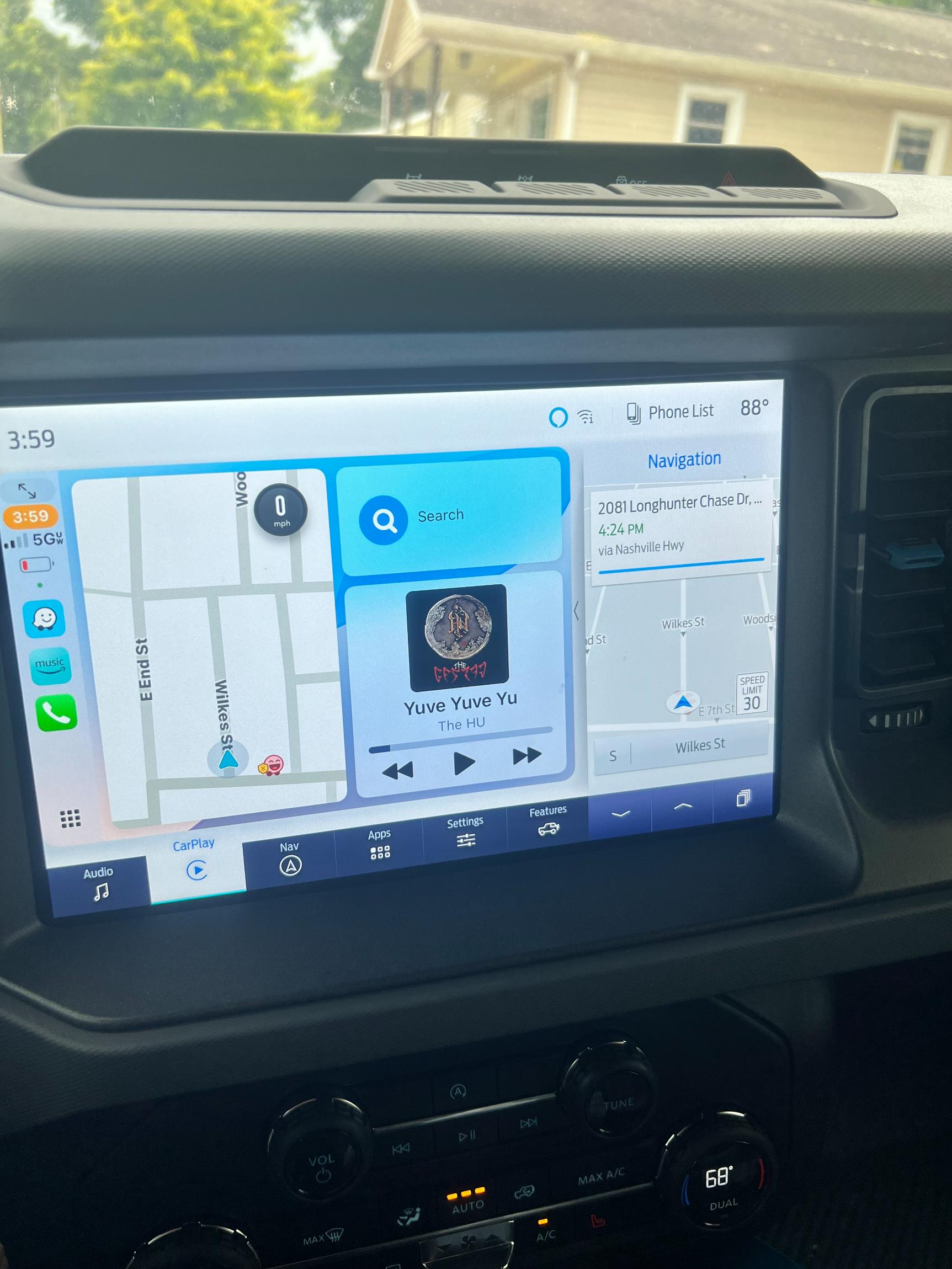 1k-Mile 2024 Ford Bronco Black Diamond