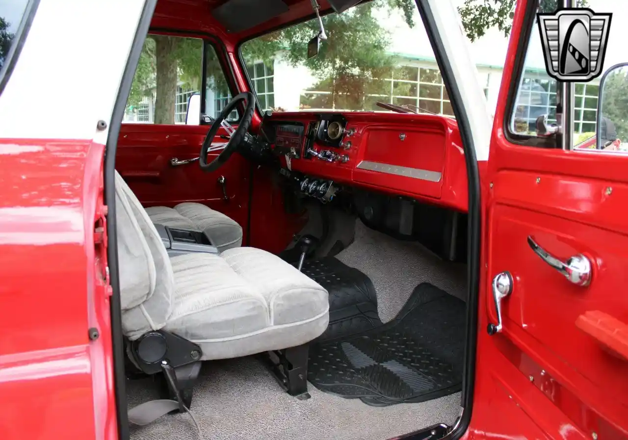 1965 Chevrolet Suburban