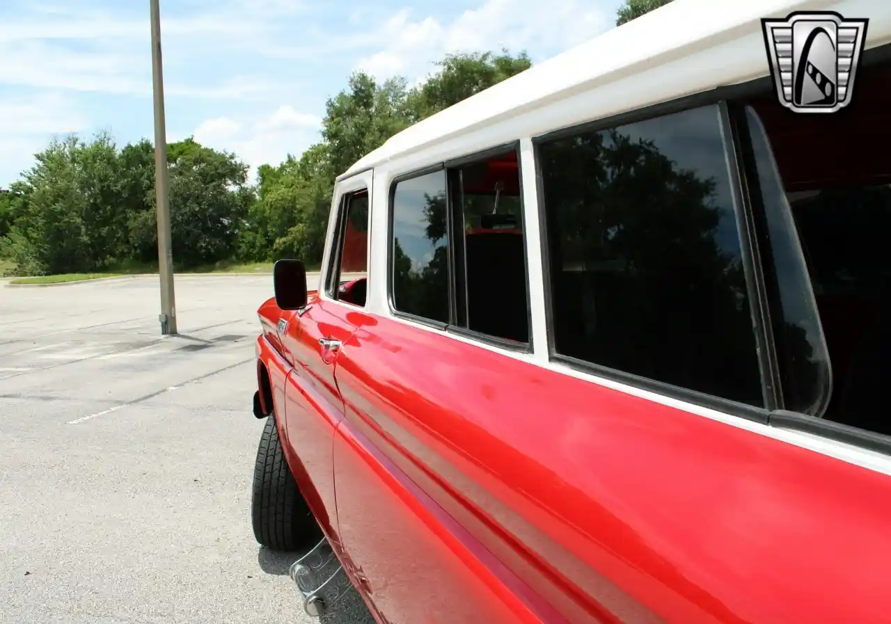 1965 Chevrolet Suburban