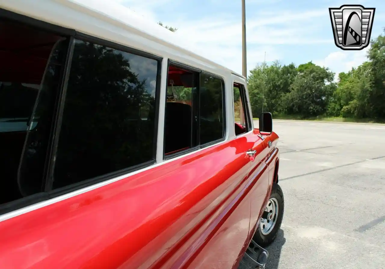 1965 Chevrolet Suburban