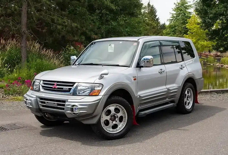  Mitsubishi Pajero