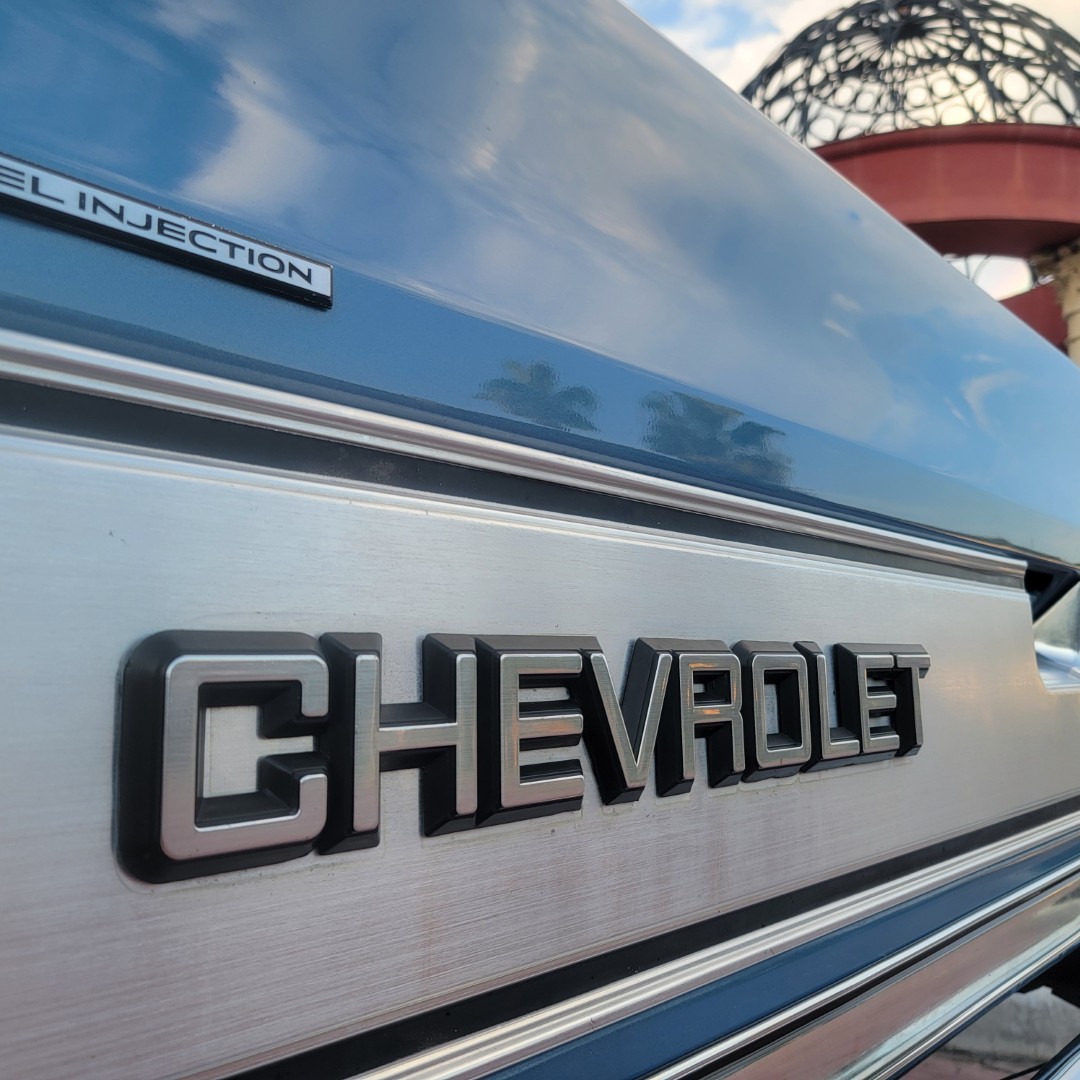 1987 Chevy R10 Silverado - 5