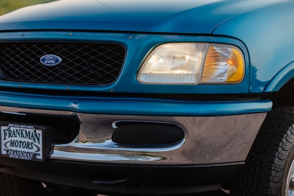 66k-Mile 1997 Ford F-150 XLT 4×4