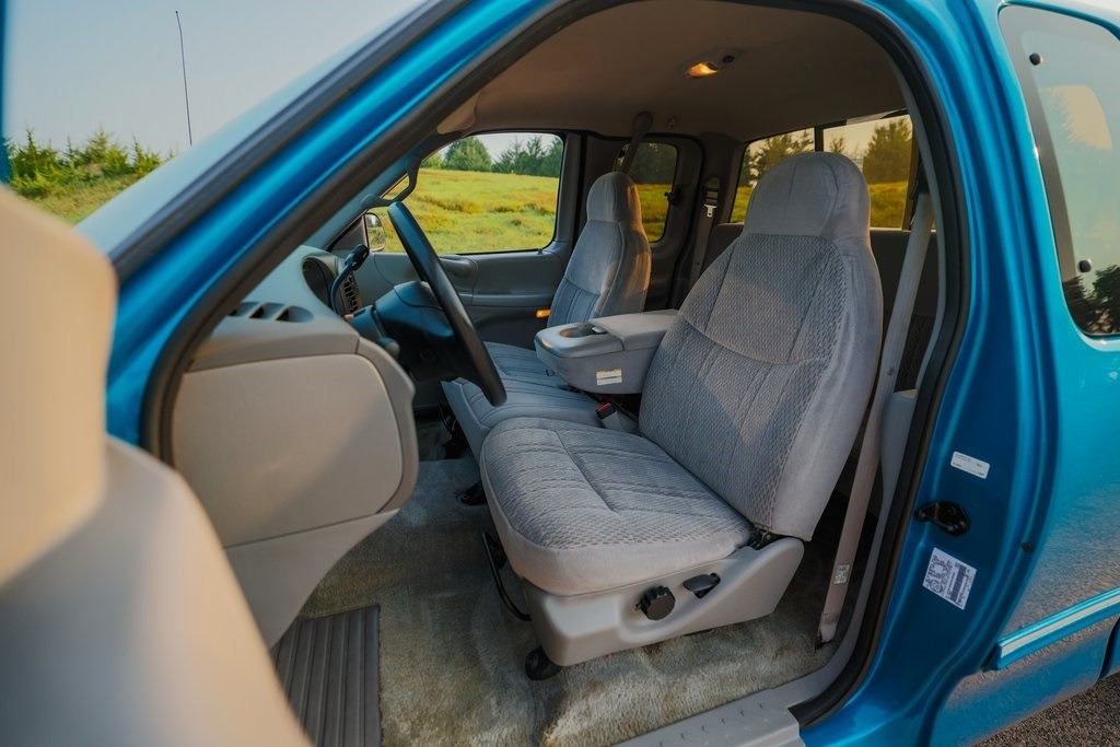 66k-Mile 1997 Ford F-150 XLT 4×4