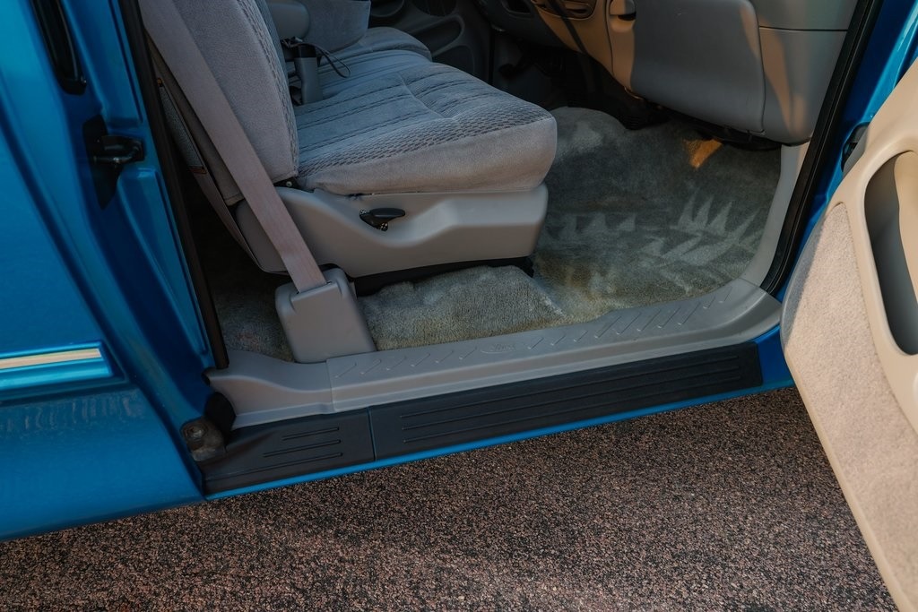 66k-Mile 1997 Ford F-150 XLT 4×4