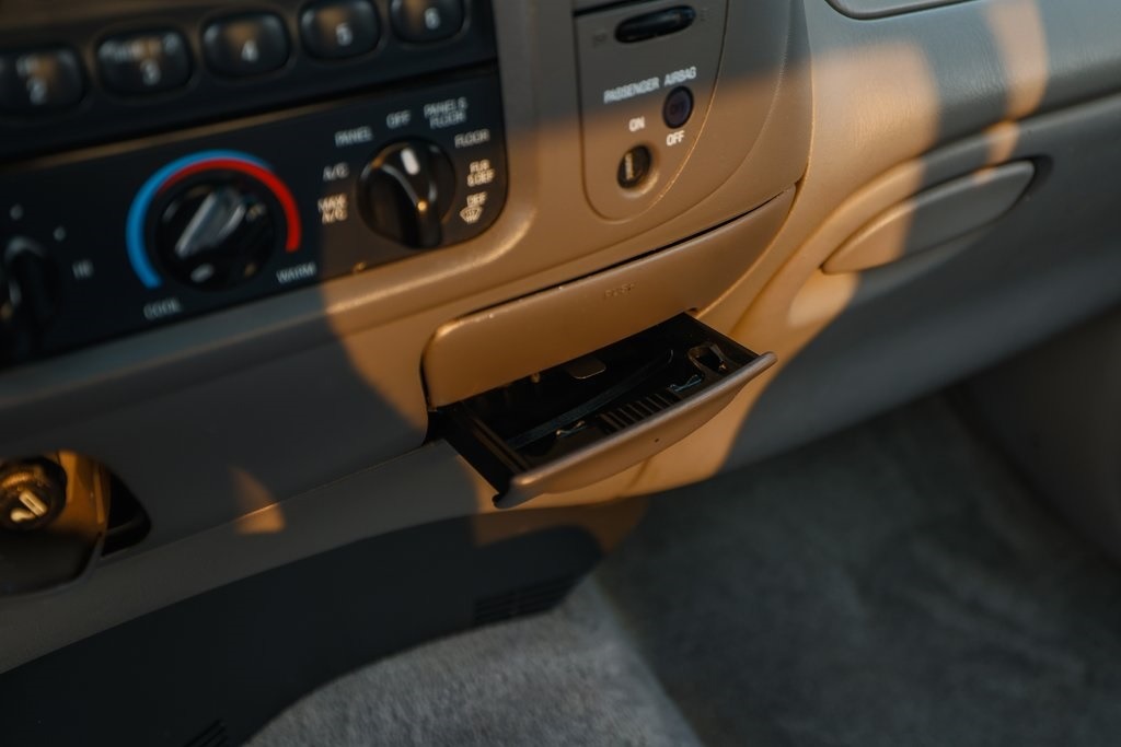 66k-Mile 1997 Ford F-150 XLT 4×4