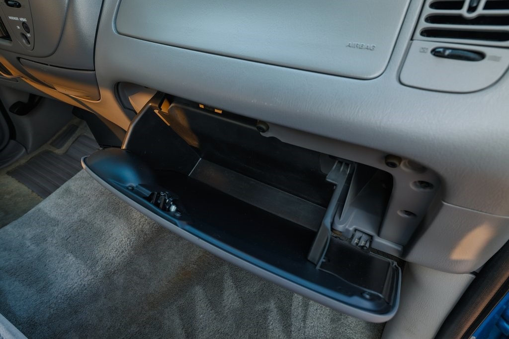 66k-Mile 1997 Ford F-150 XLT 4×4