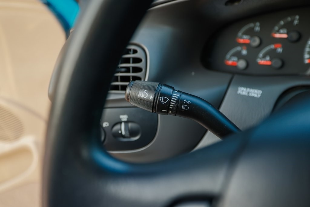 66k-Mile 1997 Ford F-150 XLT 4×4