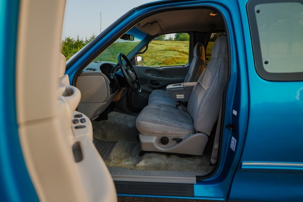 66k-Mile 1997 Ford F-150 XLT 4×4