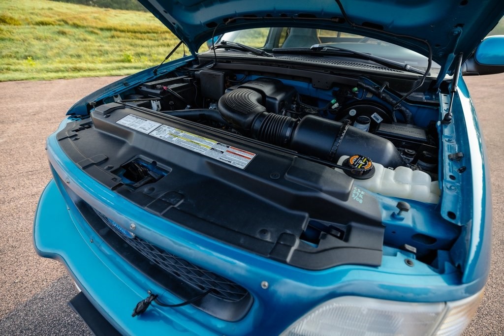 66k-Mile 1997 Ford F-150 XLT 4×4