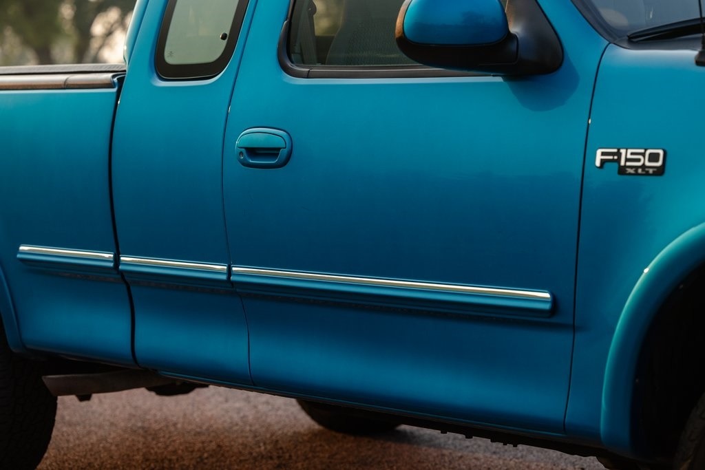 66k-Mile 1997 Ford F-150 XLT 4×4