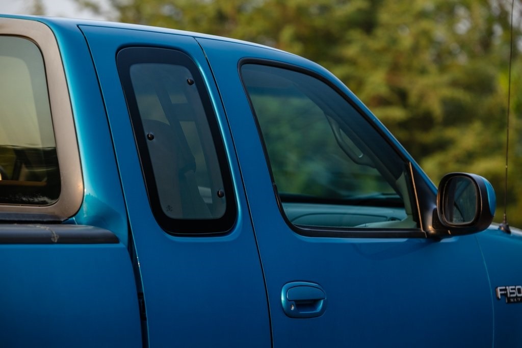 66k-Mile 1997 Ford F-150 XLT 4×4