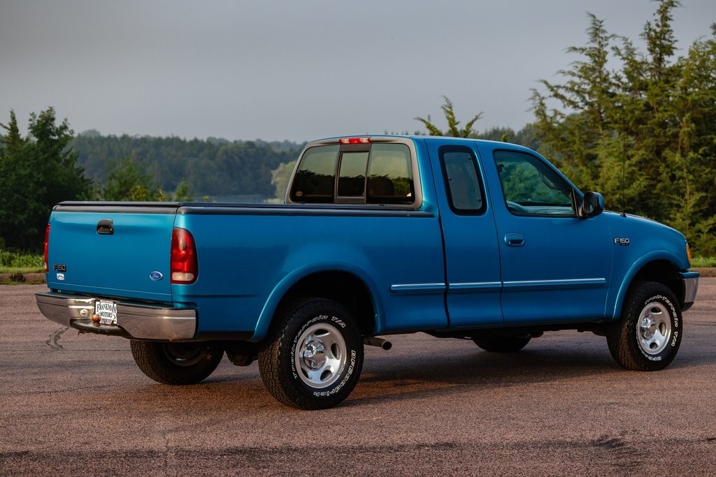 66k-Mile 1997 Ford F-150 XLT 4×4