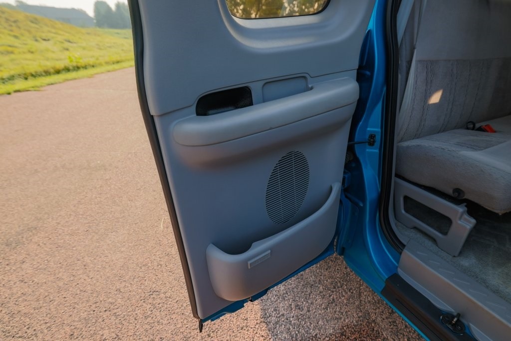 66k-Mile 1997 Ford F-150 XLT 4×4