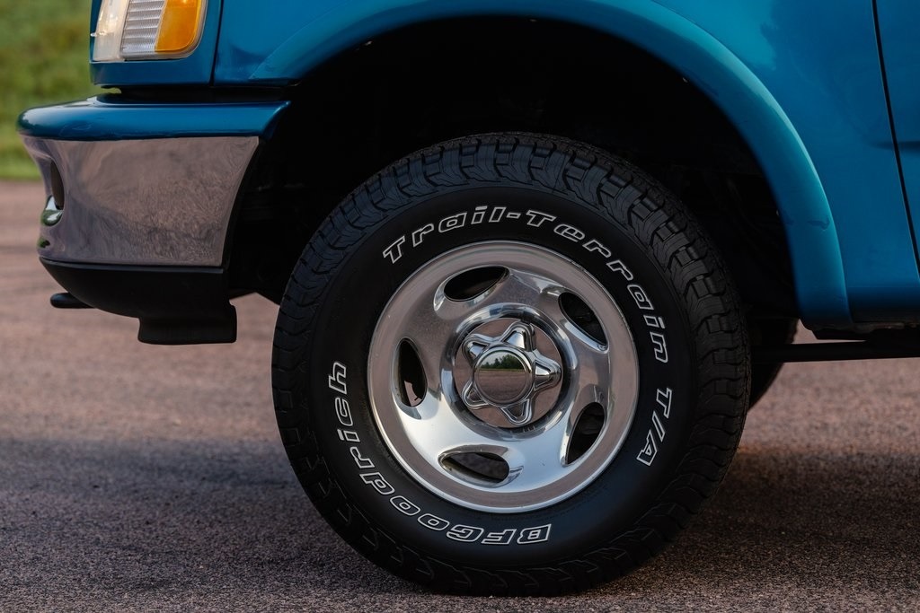 66k-Mile 1997 Ford F-150 XLT 4×4