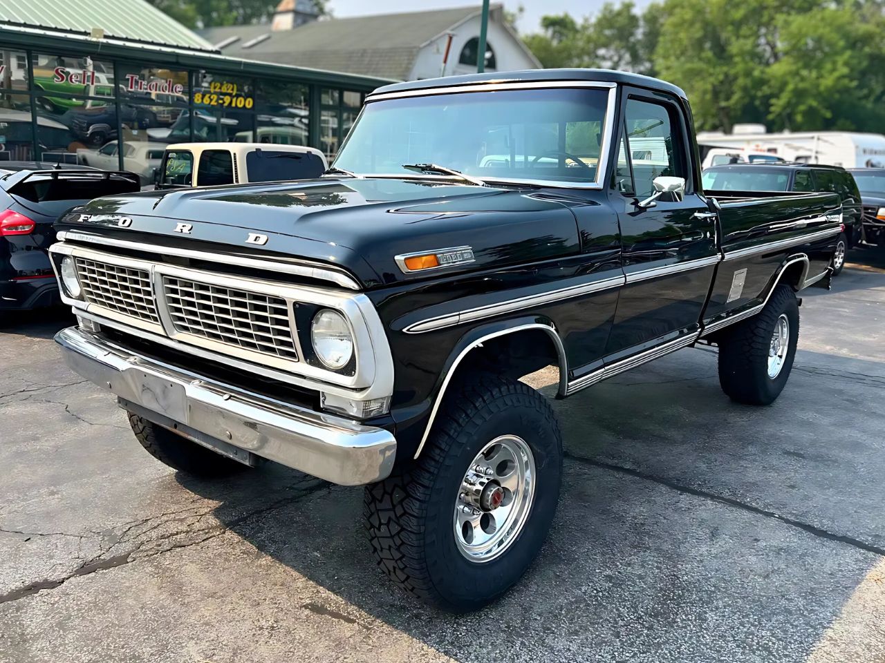 Sold: 1970 Ford F-250 Sport Custom 4×4 Highboy-1