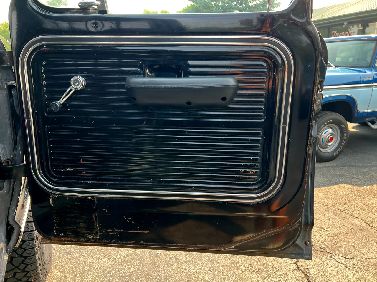 Sold: 1970 Ford F-250 Sport Custom 4×4 Highboy