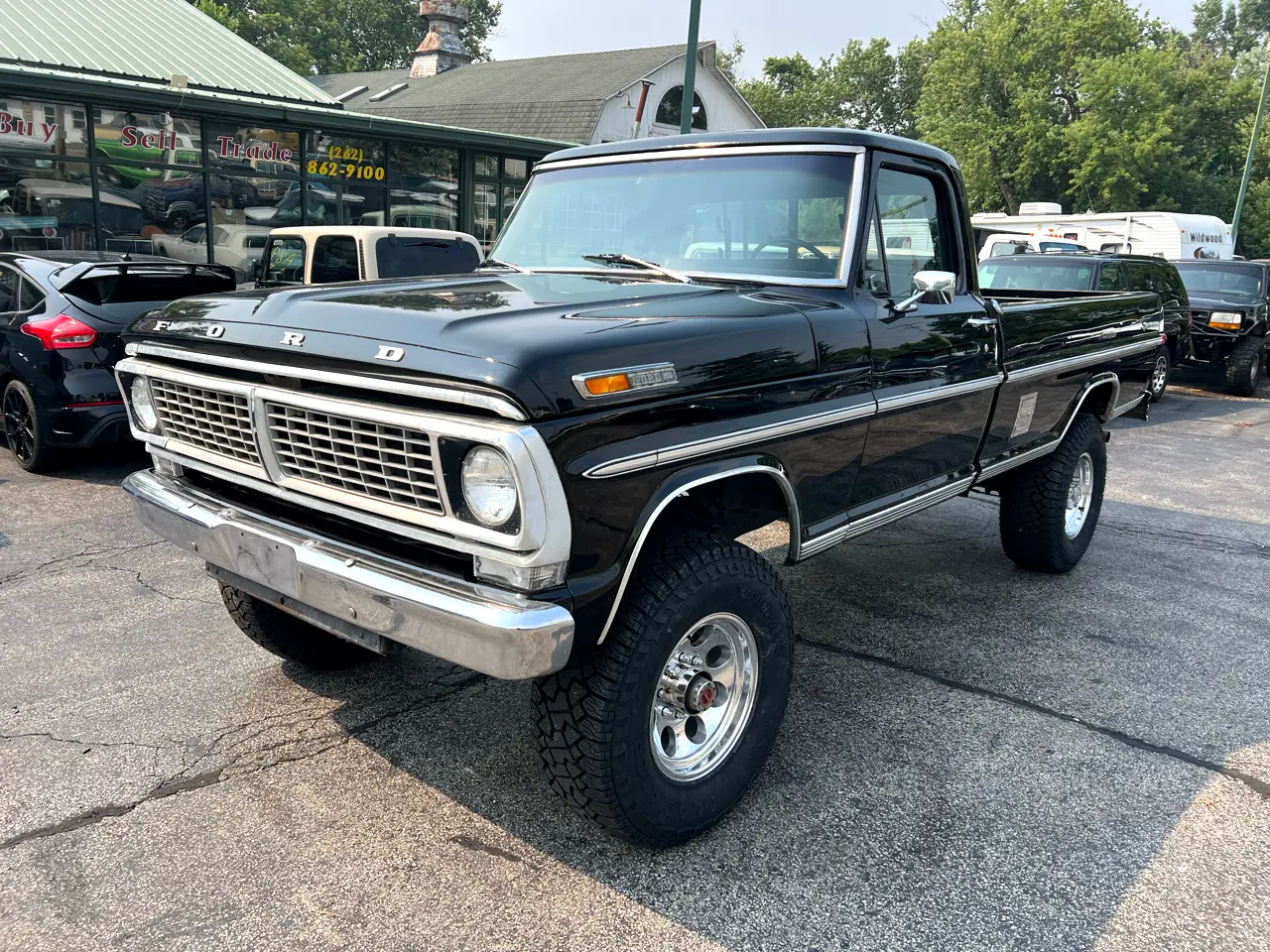 Sold: 1970 Ford F-250 Sport Custom 4×4 Highboy