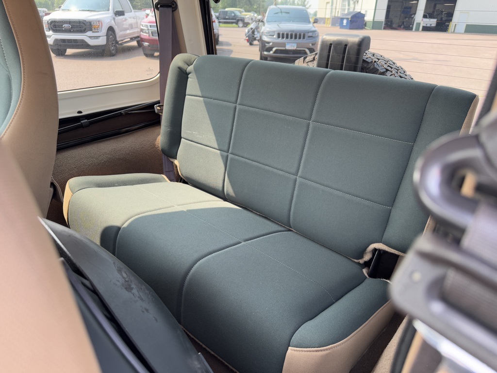 2002 Jeep Wrangler Sahara