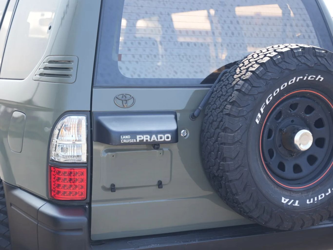 1999 Toyota Land Cruiser Prado