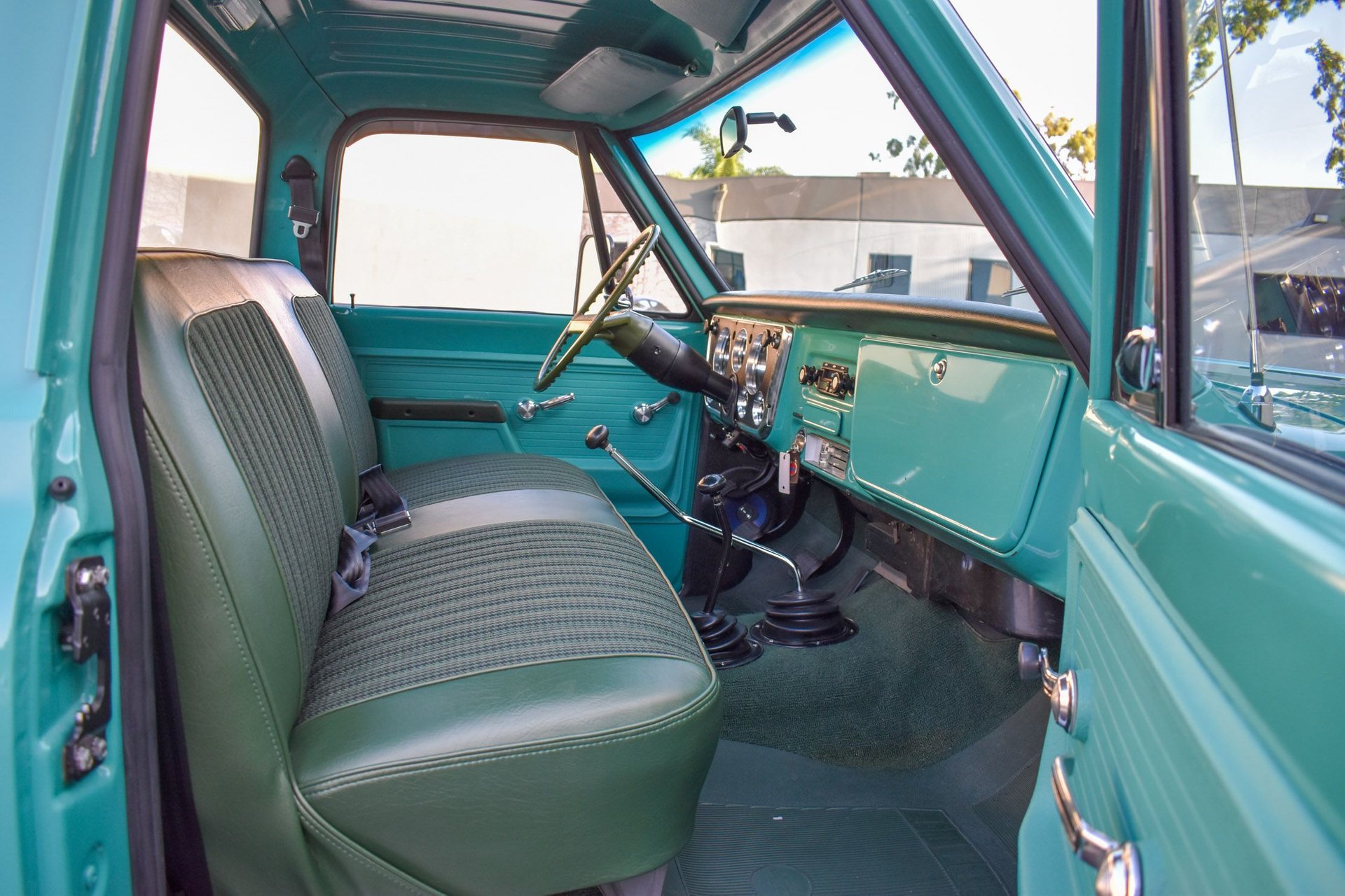 Sold: 1972 Chevrolet K20