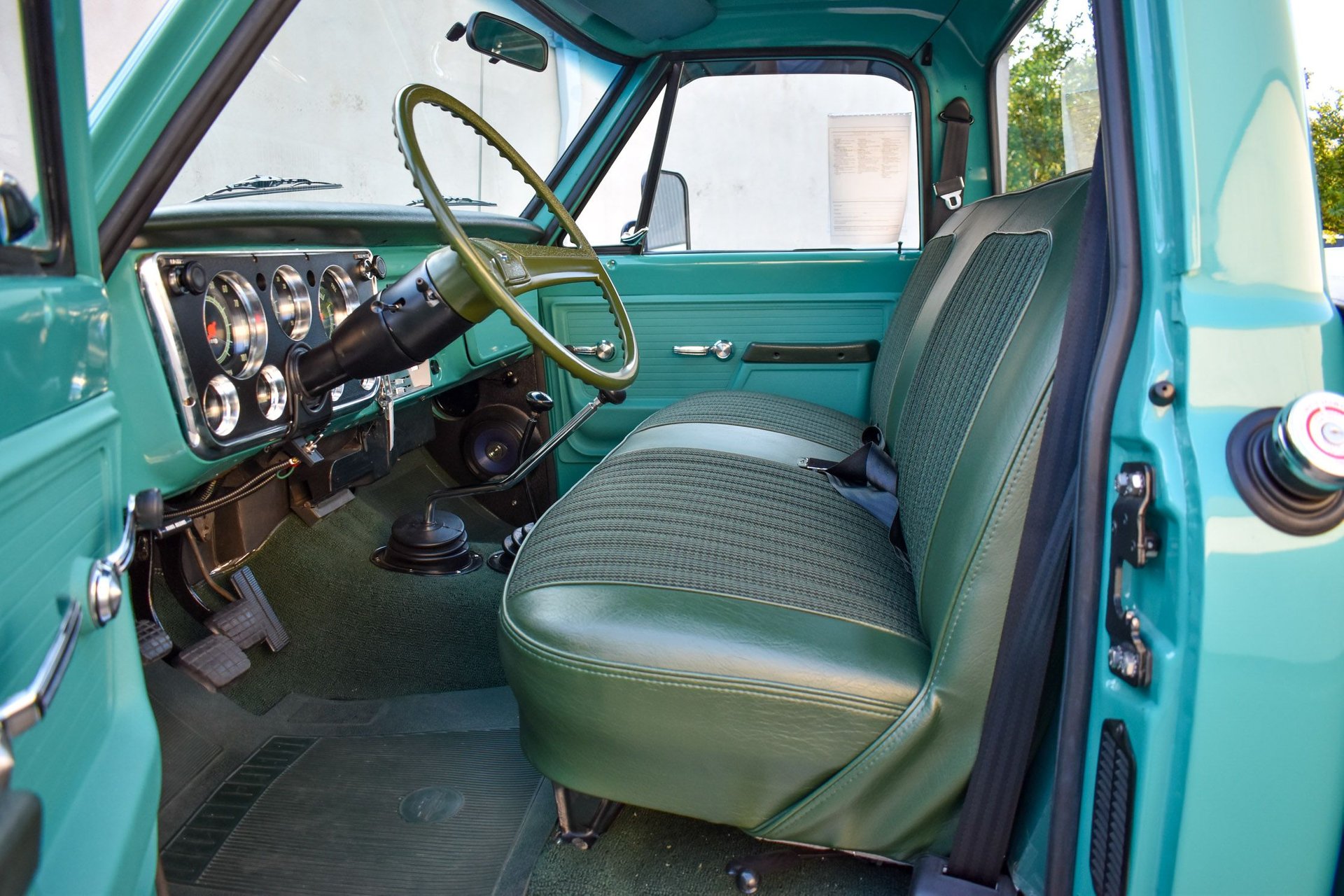 Sold: 1972 Chevrolet K20