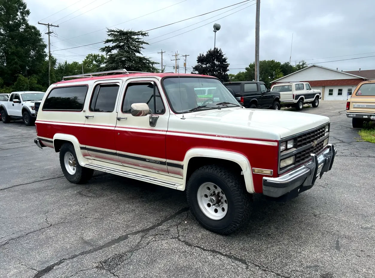  Chevrolet Suburban