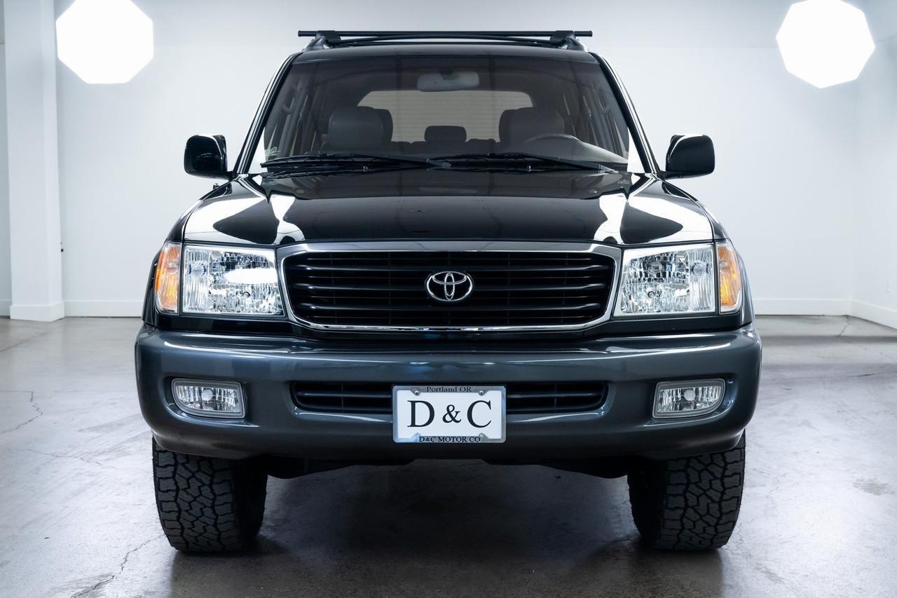 57k-Mile 2002 Toyota Land Cruiser