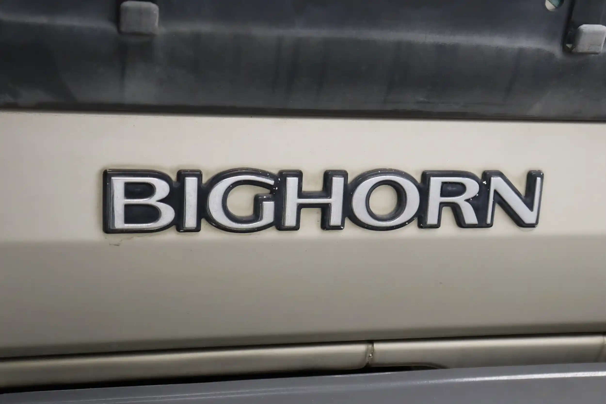 1996 Isuzu Bighorn Plaisir Short