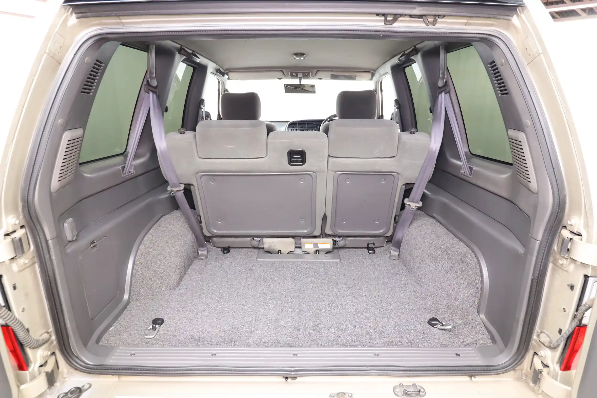 1996 Isuzu Bighorn Plaisir Short