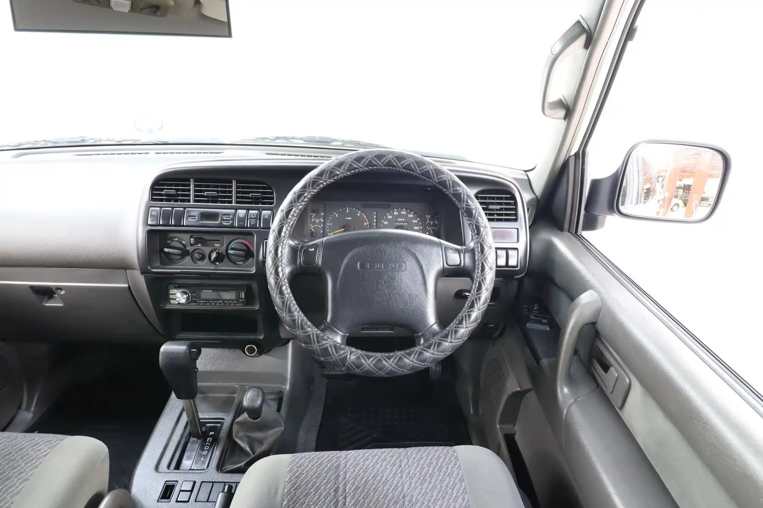 1996 Isuzu Bighorn Plaisir Short