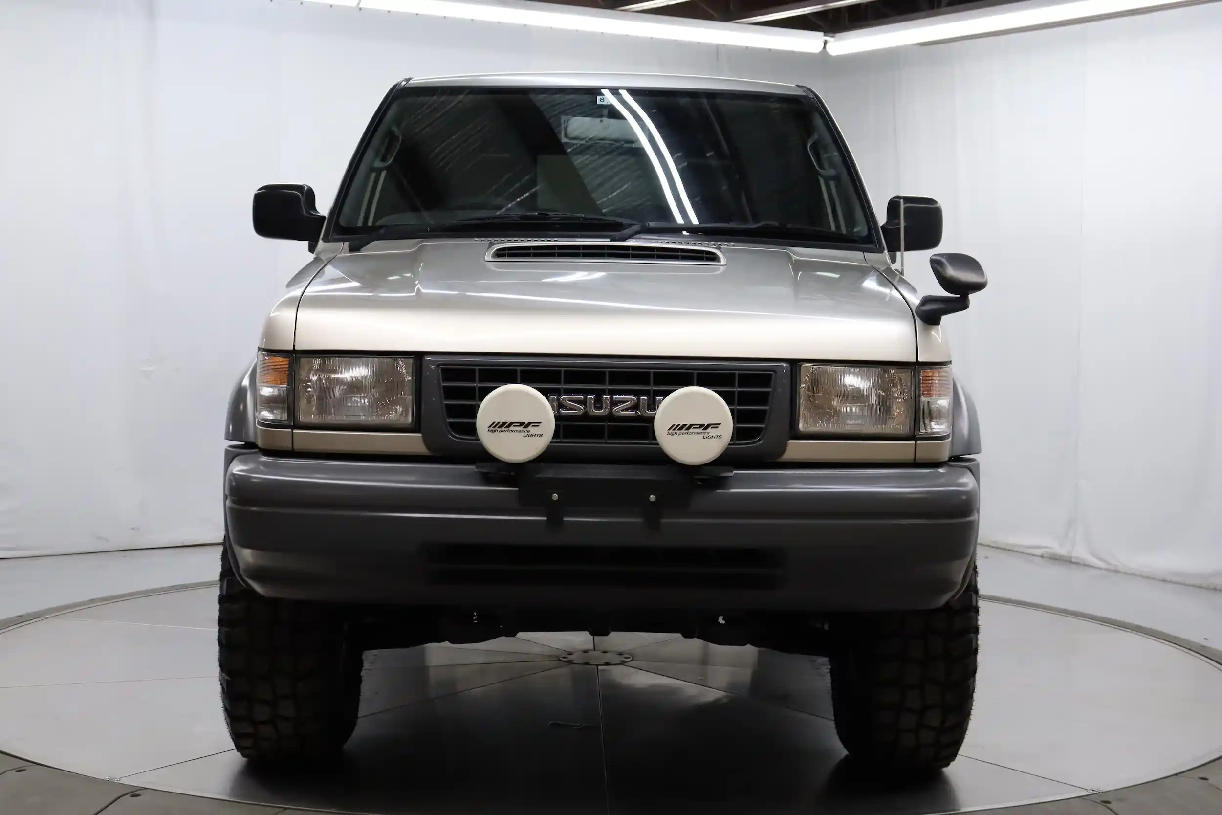 1996 Isuzu Bighorn Plaisir Short