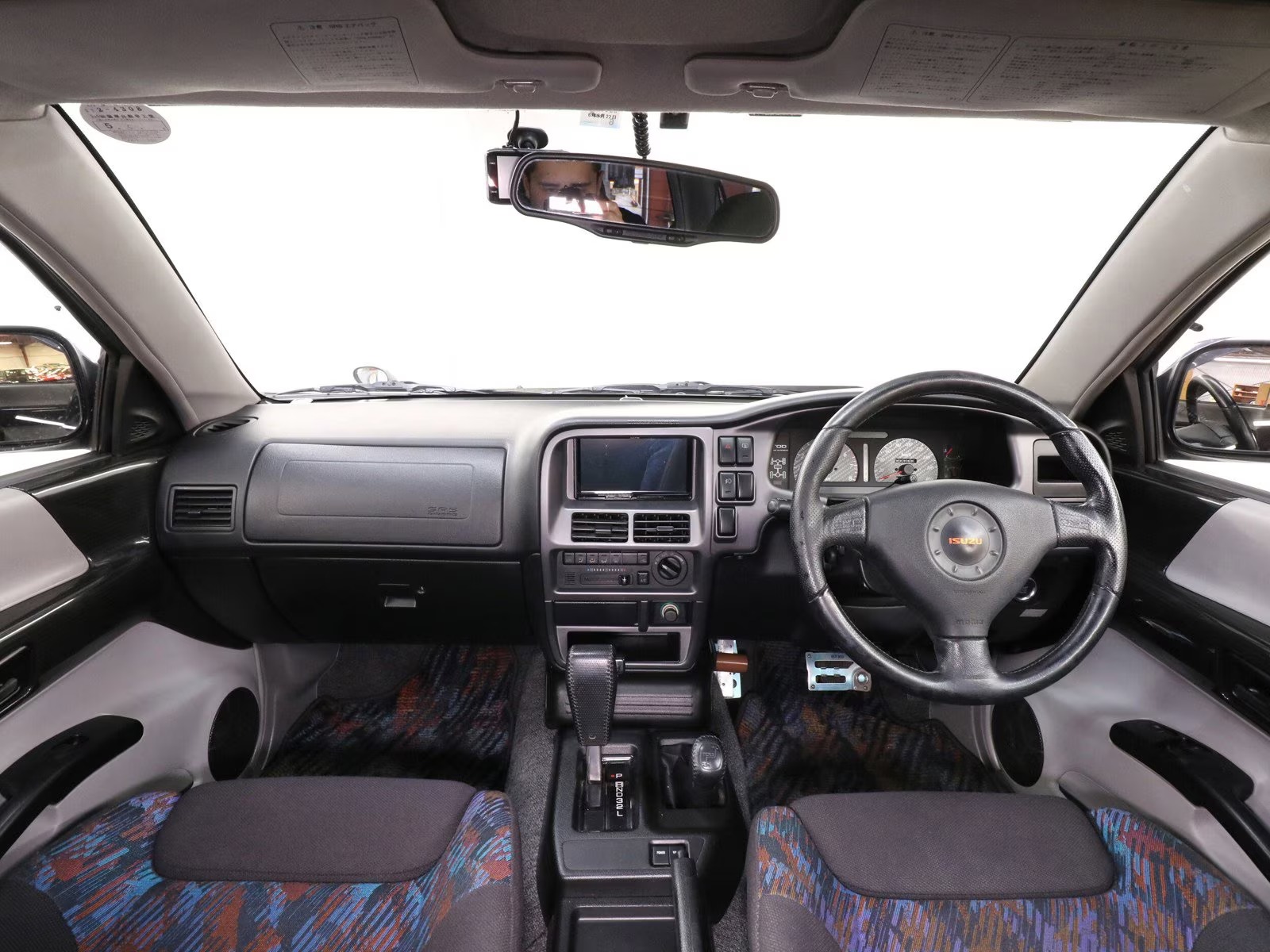 1997 Isuzu VehiCROSS