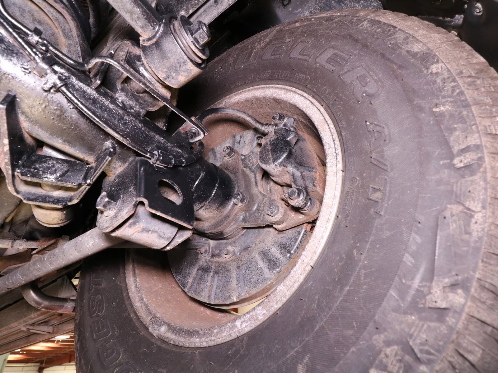 1997 Isuzu VehiCROSS