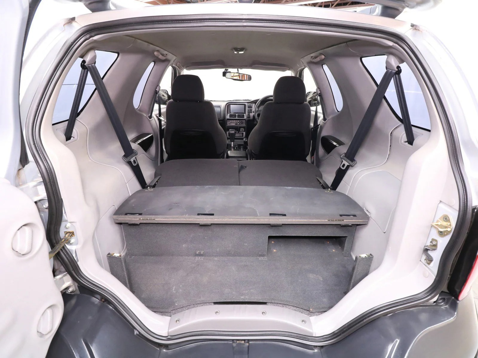 1997 Isuzu VehiCROSS