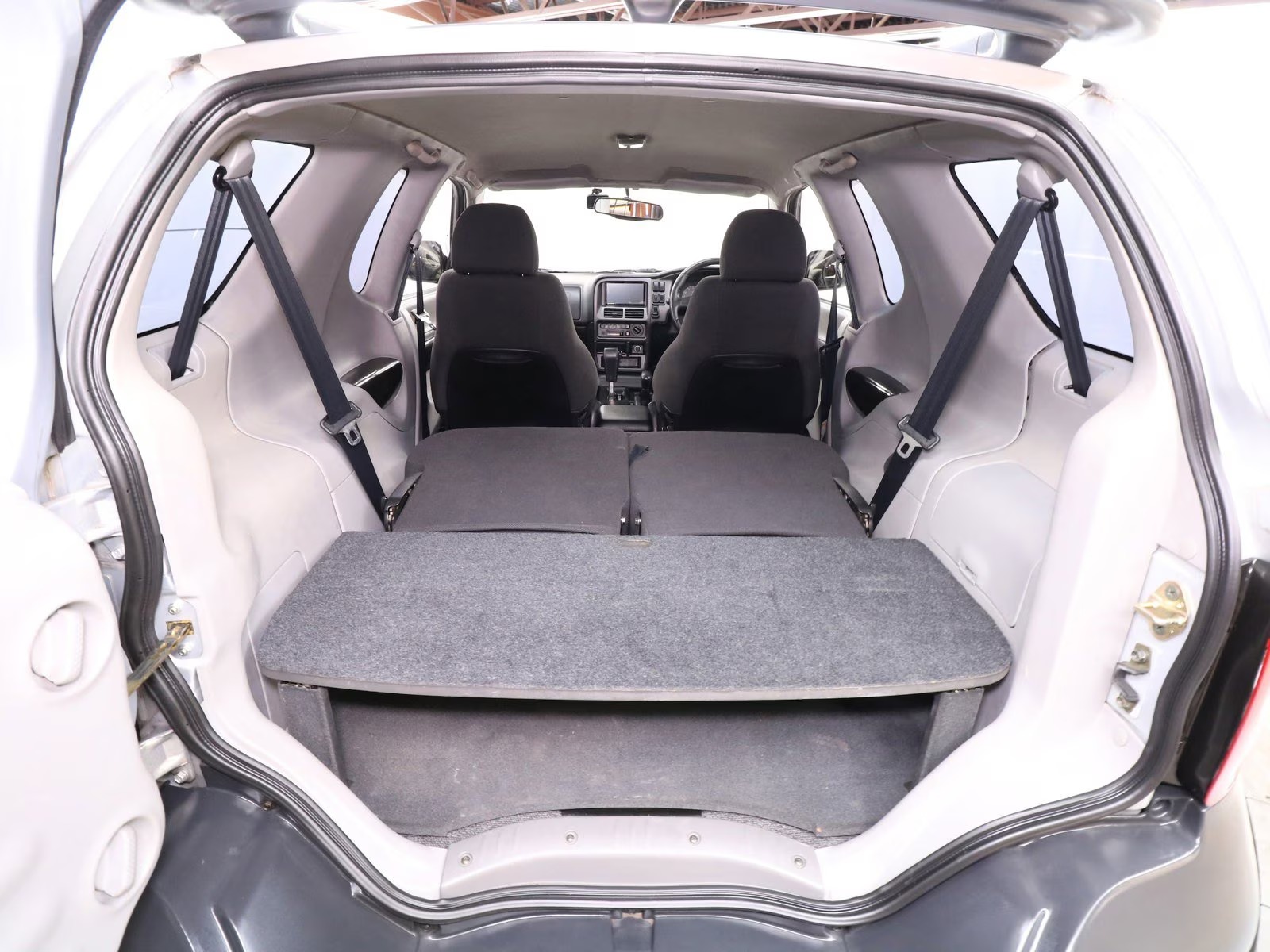 1997 Isuzu VehiCROSS