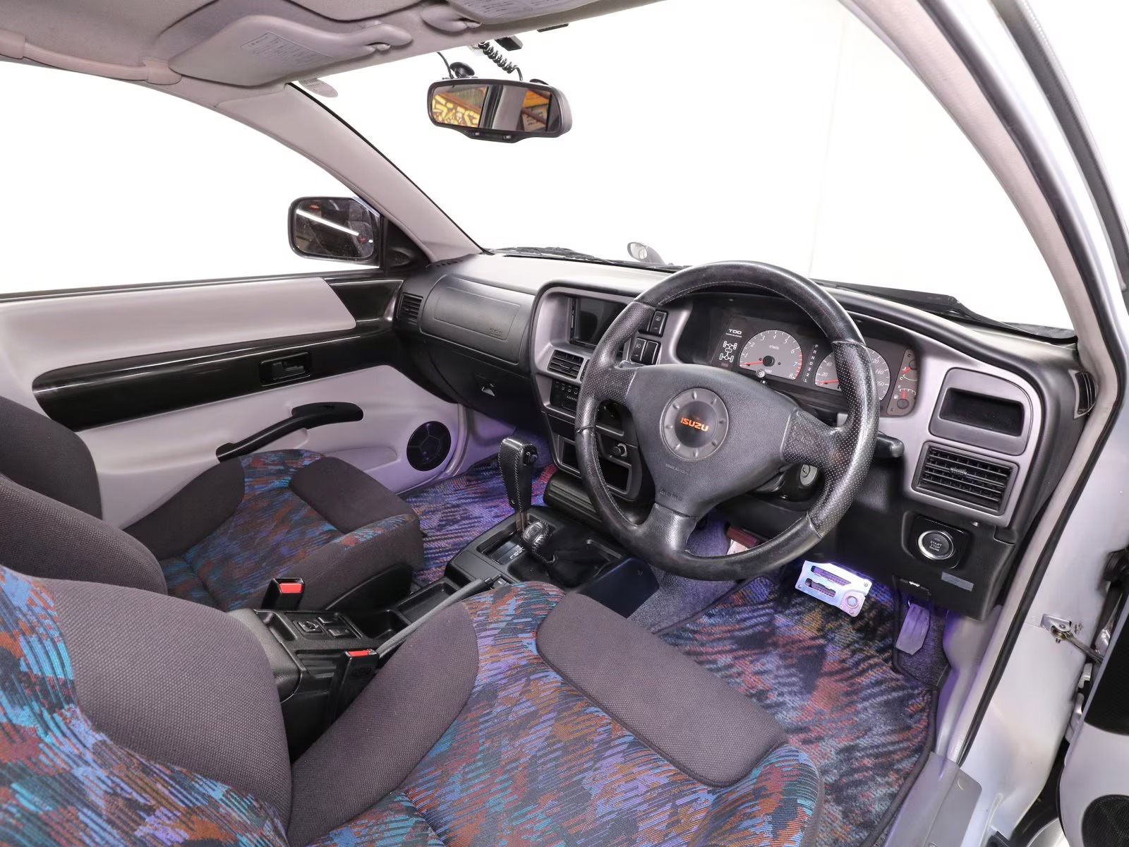 1997 Isuzu VehiCROSS