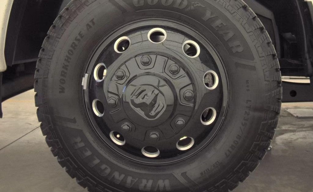 2024 Ram 3500 Laramie Dually