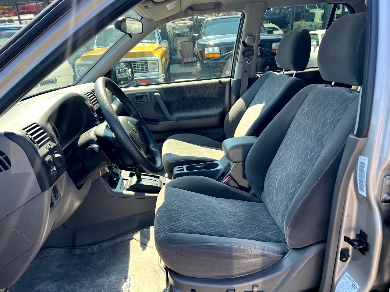 2004 Isuzu Rodeo - 5